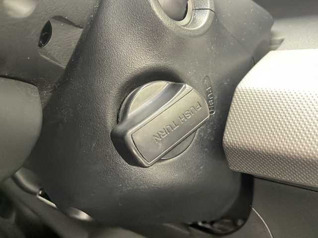 ホンダ フリード ハイブリット ジャストセレクション 宮崎県 2013(平25)年 9.8万km パープル 禁煙車/社外メモリーナビ/CD DVD フルセグTV/バックカメラ/クルーズコントロール/両側パワースライドドア/革巻きステアリング/黒ハーフレザー調シート/スマートキー/電動格納ミラー/オートライト/ETC/純正アルミホイール/カラーコード　パシフィックブルーパールPB６８P