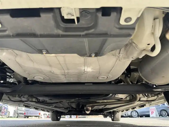 スズキ ソリオ バンディット HV MV 千葉県 2021(令3)年 1.3万km ピュアホワイトP デュアルブレーキサポートシステム/衝突軽減ブレーキ/レーダークルーズコントロール/レーンキープアシスト/コーナーセンサー/純正8インチナビ/フルセグTV/Bluetooth/バックカメラ/両側電動スライドドア/シートヒーター/アイドリングストップ/純正15インチAW/LEDライト/スマートキー/保証書・取説