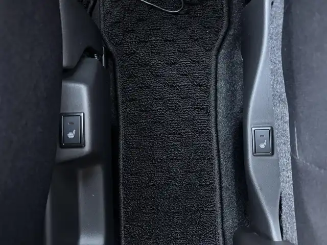 スズキ ソリオ バンディット HV MV 千葉県 2021(令3)年 1.3万km ピュアホワイトP デュアルブレーキサポートシステム/衝突軽減ブレーキ/レーダークルーズコントロール/レーンキープアシスト/コーナーセンサー/純正8インチナビ/フルセグTV/Bluetooth/バックカメラ/両側電動スライドドア/シートヒーター/アイドリングストップ/純正15インチAW/LEDライト/スマートキー/保証書・取説