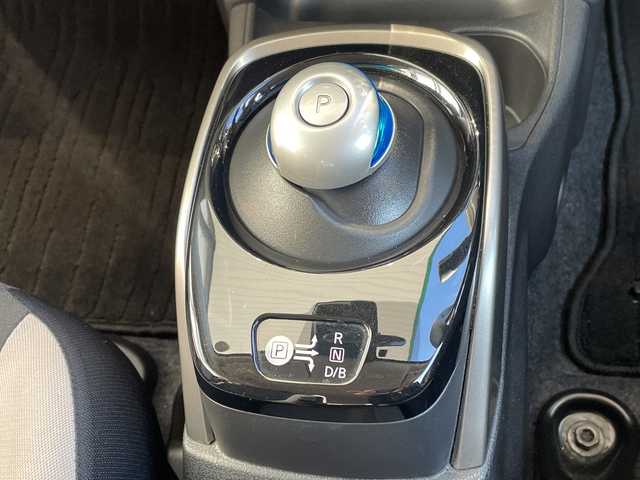 日産 ノート e－パワー X 愛知県 2020(令2)年 4.9万km シャイニングブルー 純正ナビ/バックカメラ/コーナーセンサー/純正アルミホイール/LEDヘッドライト/オートマチックハイビーム/ETC/衝突軽減システム/ワンセグ/CD DVD/Bluetooth/ステアリングスイッチ/スマートキー/プッシュスタート