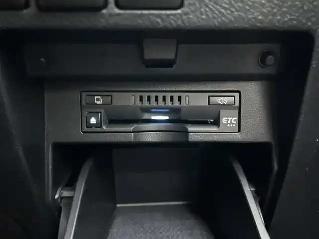 トヨタ アルファード S Cパッケージ 新潟県 2020(令2)年 2.8万km ブラック モデリスタエアロ(F/S/R)/サンルーフ/純正ディスプレイオーディオ/【フルセグTV/FM・AM/BT】/バックカメラ/両側パワースライドドア/パワーバックドア/トヨタセーフティーセンス/・プリクラッシュセーフティ/・レーントレーシングアシスト/・レーダークルーズコントロール/・オートハイビーム/ビルトインETC/前後ドライブレコーダー/純正18インチアルミホイール/革巻きステアリング/ステアリングスイッチ/ハンドルヒーター/DN席シートヒーター・エアーシート/パワーシート/スマートキー/プッシュスタート