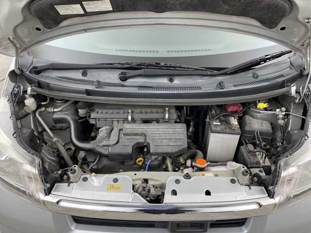 ダイハツ ムーヴ X SA 三重県 2013(平25)年 4.3万km ブライトシルバーメタリック /禁煙車//純正オーディオ//衝突被害軽減ブレーキ//ETC//プッシュスタート//ミラー型ドライブレコーダー（前方）//電動格納ミラー//純正14インチAW//スマートキー