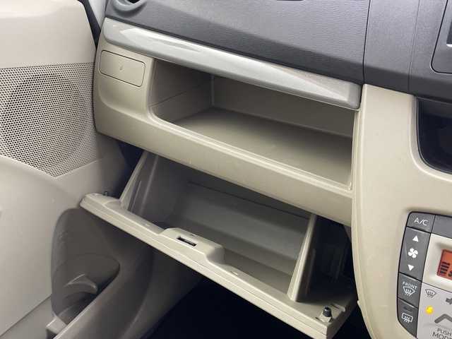 ダイハツ ムーヴ X SA 三重県 2013(平25)年 4.3万km ブライトシルバーメタリック /禁煙車//純正オーディオ//衝突被害軽減ブレーキ//ETC//プッシュスタート//ミラー型ドライブレコーダー（前方）//電動格納ミラー//純正14インチAW//スマートキー