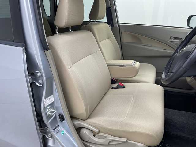 ダイハツ ムーヴ X SA 三重県 2013(平25)年 4.3万km ブライトシルバーメタリック /禁煙車//純正オーディオ//衝突被害軽減ブレーキ//ETC//プッシュスタート//ミラー型ドライブレコーダー（前方）//電動格納ミラー//純正14インチAW//スマートキー