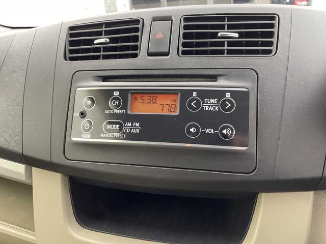 ダイハツ ムーヴ X SA 三重県 2013(平25)年 4.3万km ブライトシルバーメタリック /禁煙車//純正オーディオ//衝突被害軽減ブレーキ//ETC//プッシュスタート//ミラー型ドライブレコーダー（前方）//電動格納ミラー//純正14インチAW//スマートキー