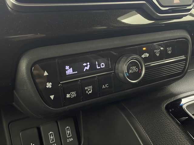 ホンダ Ｎ ＢＯＸ カスタム G EX ホンダセンシング 栃木県 2017(平29)年 5.3万km ルナシルバーM 純正ナビ/CD/DVD/TV/FM/AM/車線逸脱警報/横滑り防止装置/衝突軽減/先行車発進お知らせ/レーダークルーズコントロール/ETC/ドライブレコーダー/レーダー探知機/両側パワースライドドア/プッシュスタート/スマートキー/後席サンシェード