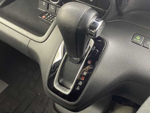 ホンダ Ｎ ＢＯＸ カスタム G EX ホンダセンシング 栃木県 2017(平29)年 5.3万km ルナシルバーM 純正ナビ/CD/DVD/TV/FM/AM/車線逸脱警報/横滑り防止装置/衝突軽減/先行車発進お知らせ/レーダークルーズコントロール/ETC/ドライブレコーダー/レーダー探知機/両側パワースライドドア/プッシュスタート/スマートキー/後席サンシェード