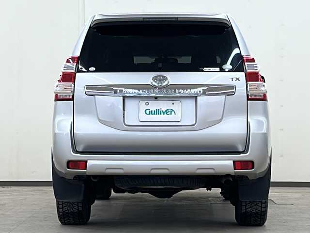 トヨタ ランドクルーザー プラド TX Lパッケージ 道央・札幌 2015(平27)年 13.3万km シルバーM /4WD//寒冷地仕様//クルーズコントロール//純正ナビ:NSZT-W64/(AM/FM/TV/BT/DVD/CD)//ステアリングスイッチ//レザーシート//電動格納サードシート//ヘッドライトウォッシャー//LEDヘッドライト//前席シートヒーター//前席パワーシート//MTモード付AT//社外ドライブレコーダー//純正ビルトインETC//電動格納ミラー//サイドステップ//エンジンプッシュスタート//バックカメラ
