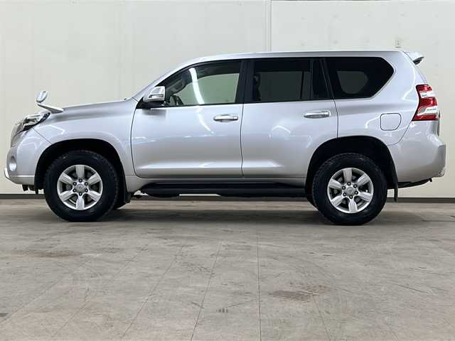 トヨタ ランドクルーザー プラド TX Lパッケージ 道央・札幌 2015(平27)年 13.3万km シルバーM /4WD//寒冷地仕様//クルーズコントロール//純正ナビ:NSZT-W64/(AM/FM/TV/BT/DVD/CD)//ステアリングスイッチ//レザーシート//電動格納サードシート//ヘッドライトウォッシャー//LEDヘッドライト//前席シートヒーター//前席パワーシート//MTモード付AT//社外ドライブレコーダー//純正ビルトインETC//電動格納ミラー//サイドステップ//エンジンプッシュスタート//バックカメラ
