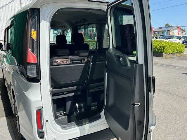ホンダ ステップワゴン スパーダ ハイブリッド G ホンダセンシング 静岡県 2018(平30)年 6.3万km プラチナホワイトパール ディスプレイオーディオ/ワンオーナー/フルセグTV/バックカメラ/プッシュスタート/クルーズコントロール/両側パワースライドドア/ビルトインETC/ステアリングスイッチ/前方ドライブレコーダー/純正AW/純正フロアマット