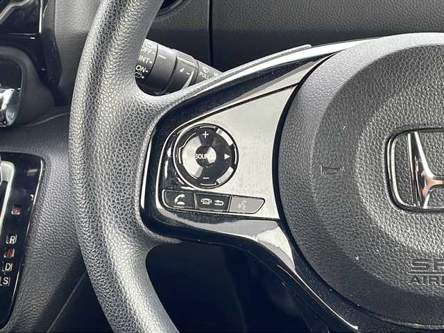 ホンダ Ｎ ＢＯＸ カスタム L 三重県 2021(令3)年 4.9万km プラチナホワイトパール プッシュスタート/電動格納ミラー/片側電動ドア/レーンキープアシスト/ETC/衝突軽減ブレーキ/レーダークルーズコントロール/ステアリングスイッチ/横滑り防止/コーナーセンサー/シートヒーター(前席)/オートライト/arrozzeria8型ナビ(AM/FM/CD/DVD/TV/BT)/フルセグTV/バックカメラ/USB入力端子2か所/リアサンシェード/スペアキー/純正フロアマット/禁煙車