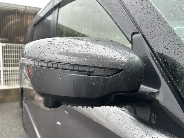 日産 セレナ e－パワー ハイウェイスター G 福岡県 2020(令2)年 4万km ダークメタルグレー 純正10型SDナビ（フルセグTV/CD/DVD/BT）アラウンドビューモニタープロパイロットフリップダウンモニターエマージェンシーブレーキコーナーセンサー両側パワスラドラレコETCデジタルインナーミラーオートホールド純正LEDヘッドライト純正フロアマット純正アルミホイールスマートキープッシュスタート