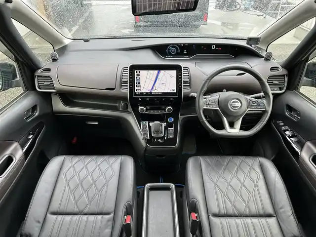 日産 セレナ e－パワー ハイウェイスター G 福岡県 2020(令2)年 4万km ダークメタルグレー 純正10型SDナビ（フルセグTV/CD/DVD/BT）アラウンドビューモニタープロパイロットフリップダウンモニターエマージェンシーブレーキコーナーセンサー両側パワスラドラレコETCデジタルインナーミラーオートホールド純正LEDヘッドライト純正フロアマット純正アルミホイールスマートキープッシュスタート