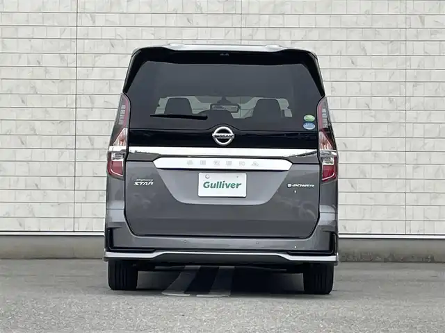 日産 セレナ e－パワー ハイウェイスター G 福岡県 2020(令2)年 4万km ダークメタルグレー 純正10型SDナビ（フルセグTV/CD/DVD/BT）アラウンドビューモニタープロパイロットフリップダウンモニターエマージェンシーブレーキコーナーセンサー両側パワスラドラレコETCデジタルインナーミラーオートホールド純正LEDヘッドライト純正フロアマット純正アルミホイールスマートキープッシュスタート