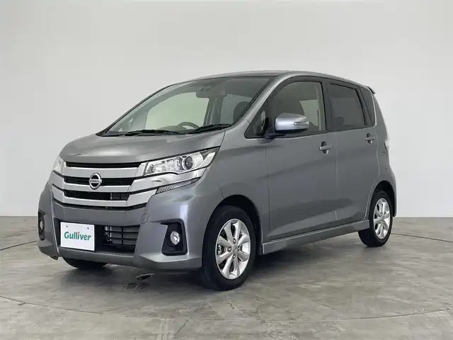 日産 デイズ ハイウェイスターX 群馬県 2018(平30)年 1.2万km チタニウムグレーメタリック 純正７インチナビ　アラウンドビューモニター　ＬＥＤライト　ＡＨＢ　ベンチシート　純正１４インチＡＷ　ステアリングリモコン　ドライブレコーダー　ＥＴＣ　スマートキー　横滑り防止　盗難防止装置　禁煙車