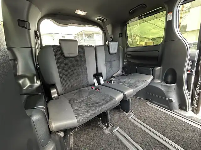 トヨタ ヴォクシー ZS 煌Ⅲ 兵庫県 2020(令2)年 5.2万km ブラック ワンオーナー/ALPINE11インチナビ/フルセグTV/CD/DVD/BT/FM/AM/バックカメラ/ETC/プリクラッシュセーフティ/レーンディパーチャーアラート/オートマチックハイビーム/両側パワースライドドア/ALPINEフリップダウンモニター/LEDヘッドライト/フォグランプ/オートライト/前後クリアランスソナー/電格ミラー/プッシュスタート/ハーフレザーシート/ISOFIX/ドアバイザー/フロアマット/スペアキー1本/新車時保証書