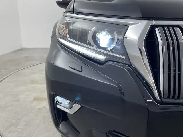トヨタ ランドクルーザー プラド TX 群馬県 2019(平31)年 6.2万km ブラック サンルーフ/トヨタセーフティセンス/LDA/PCS/AHB/クリアランスソナー/純正９インチSDナビ/CD/DVD/Sd/Bluetooth/フルセグTV/バックカメラ/レーダークルーズコントロール/ステアリングリモコン/オートライト/LEDヘッドライト/LEDフォグライト/ウィンカーミラー/電格ミラー/社外AW/ETC/革巻きステアリング/レザー調シートカバー/社外マット/プッシュスタート/スマートキー/ルーフレール