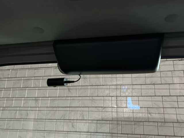 ダイハツ タント L 秋田県 2015(平27)年 3.2万km プラムブラウンクリスタルマイカ ・４WD/・社外ナビ/・ワンセグTV/・CD、DVD再生可能/・Bluetooth/・バックカメラ/・横滑り防止装置/・社外フロアマット/・リモコンキー/・ハロゲンライト/・冬タイヤ積込み