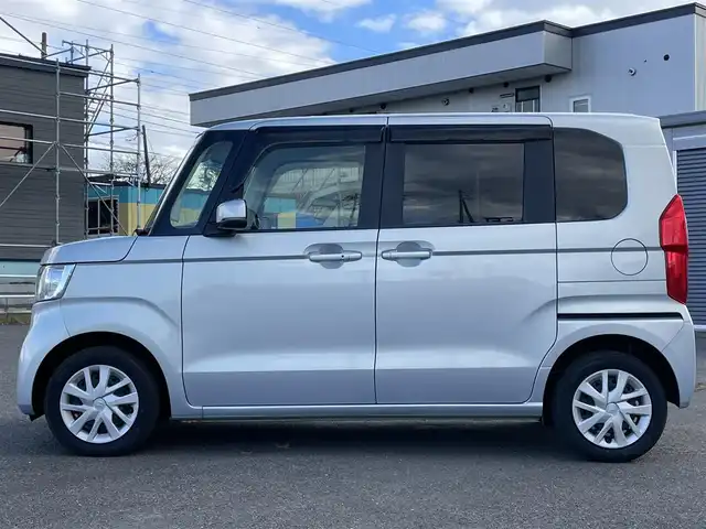 ホンダ Ｎ ＢＯＸ G L ホンダセンシング 道央・札幌 2018(平30)年 2.9万km モーニングミストブルーM ４WD/純正ディーラーOPナビ/CD/DVD/BT/フルセグ/ホンダセンシング/衝突被害軽減ブレーキ/横滑り防止装置/アダプティブクルーズコントロール/レーンキープアシスト/リアコーナーセンサー/バックカメラ/ビルトインETC/アイドリングストップ/ECONモード/片側パワースライドドア/前席シートヒーター/ステアリングリモコン/プッシュスタート/スマートキー/LEDヘッドライト/オートライト/オートハイビーム/電動格納ミラー/ヒーテッドドアミラー/ウィンカーミラー/純正フロアマット/ドアバイザー/スペアキー/純正エンジンスターター/冬タイヤ積込（ゴムのみ）/155/65/R14/2018年/山4mm