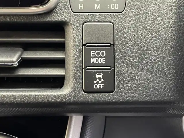 トヨタ ヴォクシー ZS 煌Ⅱ 岩手県 2020(令2)年 3.1万km ブラック ワンオーナー/４WD/純正オプション１２．１型後席ディスプレイ/両側パワースライドドア/クルーズコントロール/トヨタセーフティセンスC/プリクラッシュセーフティ/レーンディパーチャーアラート/オートマチックハイビーム/先行車発進告知機能/クリアランスソナー/パーキングサポートブレーキ/横滑り防止装置/アイドリングストップ/MTモード付AT/純正９インチナビ/フルセグTV/TVキャンセラー/ETC2.0/ドライブレコーダー/バックカメラ/HDMI入力端子/リヤオートエアコン/ロールサンシェード/LEDヘッドランプ/フォグランプ/純正16インチアルミホイール