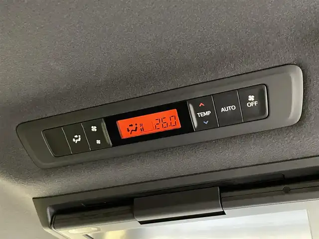 トヨタ ヴォクシー ZS 煌Ⅱ 岩手県 2020(令2)年 3.1万km ブラック ワンオーナー/４WD/純正オプション１２．１型後席ディスプレイ/両側パワースライドドア/クルーズコントロール/トヨタセーフティセンスC/プリクラッシュセーフティ/レーンディパーチャーアラート/オートマチックハイビーム/先行車発進告知機能/クリアランスソナー/パーキングサポートブレーキ/横滑り防止装置/アイドリングストップ/MTモード付AT/純正９インチナビ/フルセグTV/TVキャンセラー/ETC2.0/ドライブレコーダー/バックカメラ/HDMI入力端子/リヤオートエアコン/ロールサンシェード/LEDヘッドランプ/フォグランプ/純正16インチアルミホイール