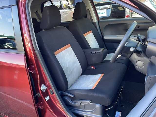 ダイハツ ブーン シルク SAⅢ 愛媛県 2018(平30)年 0.8万km ファイアークォーツレッドM ワンオーナー/純正SDナビ/・フルセグ/BT/CD/DVD/全方位カメラ/ドライブレコーダー/スマートアシストIII/-衝突警報機能・衝突回避支援ブレーキ機能/-AT誤発進抑制制御機能（前方・後方）/-先行車発進お知らせ機能/-ハイビームアシスト/-コーナーセンサー/アイドリングストップ/LEDヘッドライト/プッシュスタート/ステアリングスイッチ/純正フロアマット/ドアバイザー