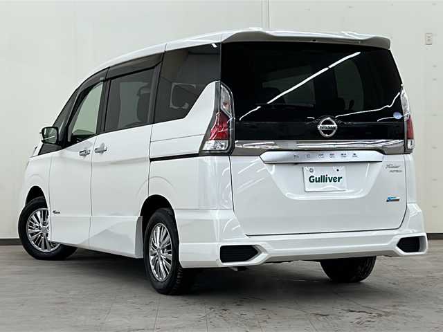 日産 セレナ ライダー 道央・札幌 2016(平28)年 4.5万km ブリリアントホワイトパール ワンオーナー//メモリナビ//フルセグテレビ//バックカメラ//クルーズコントロール//プッシュスタート//両側パワースライドドア//ETC