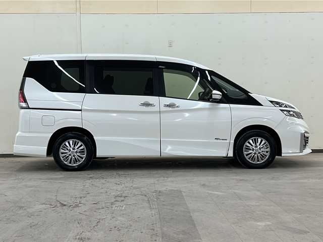 日産 セレナ ライダー 道央・札幌 2016(平28)年 4.5万km ブリリアントホワイトパール ワンオーナー//メモリナビ//フルセグテレビ//バックカメラ//クルーズコントロール//プッシュスタート//両側パワースライドドア//ETC