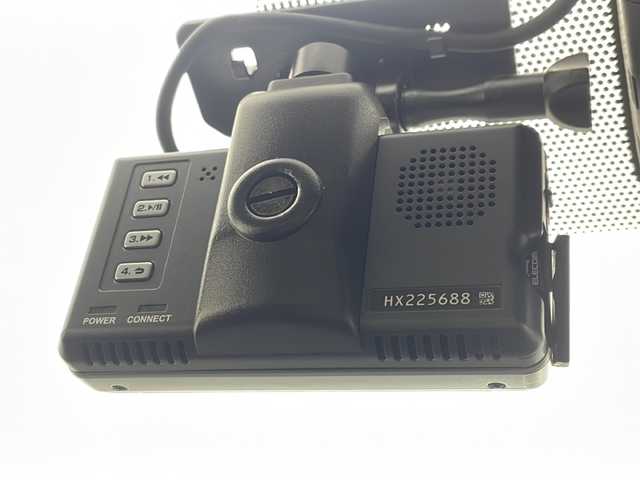 トヨタ プリウス A ツーリングセレクション 茨城県 2020(令2)年 3.9万km プラチナホワイトパールマイカ 11.6インチ純正メーカーオプションメモリナビ/ビルトインETC/ドライブレコーダー/ヘッドアップディスプレイ/パーキングアシスト/ブラインドスポットモニター/ドアバイザー/前後クリアランスソナー