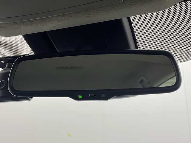 トヨタ プリウス A ツーリングセレクション 茨城県 2020(令2)年 3.9万km プラチナホワイトパールマイカ 11.6インチ純正メーカーオプションメモリナビ/ビルトインETC/ドライブレコーダー/ヘッドアップディスプレイ/パーキングアシスト/ブラインドスポットモニター/ドアバイザー/前後クリアランスソナー