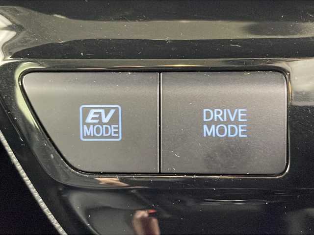 トヨタ プリウス A ツーリングセレクション 茨城県 2020(令2)年 3.9万km プラチナホワイトパールマイカ 11.6インチ純正メーカーオプションメモリナビ/ビルトインETC/ドライブレコーダー/ヘッドアップディスプレイ/パーキングアシスト/ブラインドスポットモニター/ドアバイザー/前後クリアランスソナー