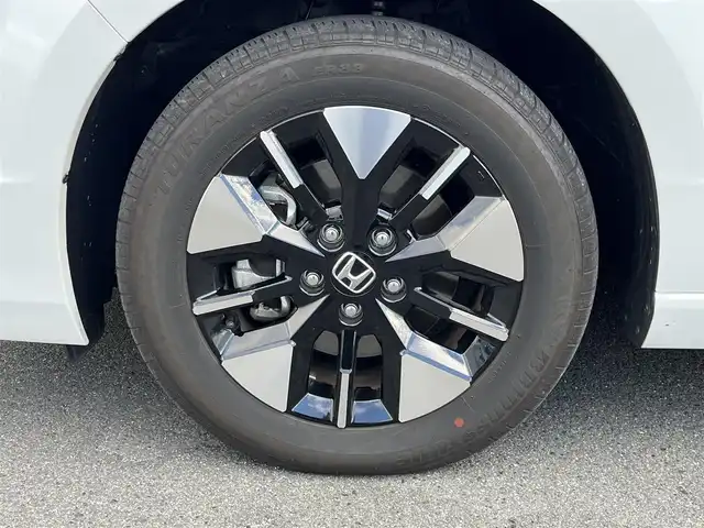 ホンダ ステップワゴン eHEV エアー 奈良県 2022(令4)年 1.6万km プラチナホワイトパール 純正11インチナビ(LXM-237VFLi)/（TV/BT/CD/DVD/AppleCarPlay/AndroidAuto)/レーダークルーズコントロール/アラウンドビューモニター/前後コーナーセンサー/衝突軽減システム/レーンキープアシスト/両側パワースライドドア/後席サンシェード/LEDヘッドライト/オートライト/電動格納ミラー/ETC/純正16インチAW/保証書/取り扱い説明書/スペアキーX1