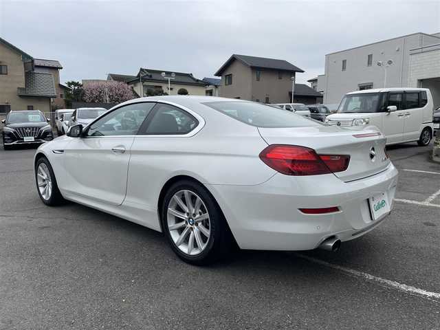 ＢＭＷ ６４０ｉ クーペ 神奈川県 2016(平28)年 1.7万km ミネラルホワイト 法人1オーナー/黒革シート/・前席パワーシート/・前席シートヒーター/純正HDDナビ/・MSV・DVD・USB端子・AUX端子/・バックカメラ/・パークディスタンスコントロール/運転支援システム/・Cityブレーキ機能付き追突警告/・レーンデパーチャウォーニング/・レーンチェンジウォーニング/・アダプティブクルーズコントロール/前後ドライブレコーダー/純正18インチAW/スマートキーX3/パドルシフト/電動パーキング/新車時手帳、取説