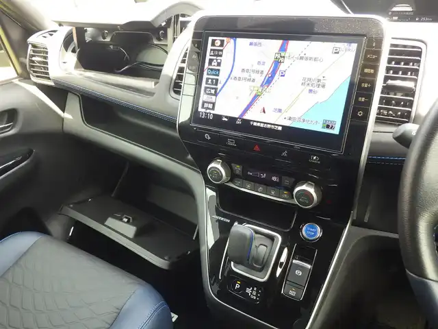 日産 セレナ e-パワー オーテック セーフティPKG 千葉県 2020(令2)年 2.7万km カスピアンブルー ワンオーナー/エマージェンシーブレーキ/プロパイロット/インテリジェントクルーズコントロール/両側パワースライドドア/10インチ純正SDナビ/地デジTV/【BD/DVD/CD再生機能　Bluetooth接続】/アラウンドビューモニター/ドライブレコーダー（DJ4-D）/革巻きステアリング/ステアリングスイッチ/ETC/LEDヘッドライト/フォグライト/ウインカーミラー/コーナーセンサー/AUTECH17インチアルミホイル/サイド/カーテンエアバッグ/インテリジェントキー