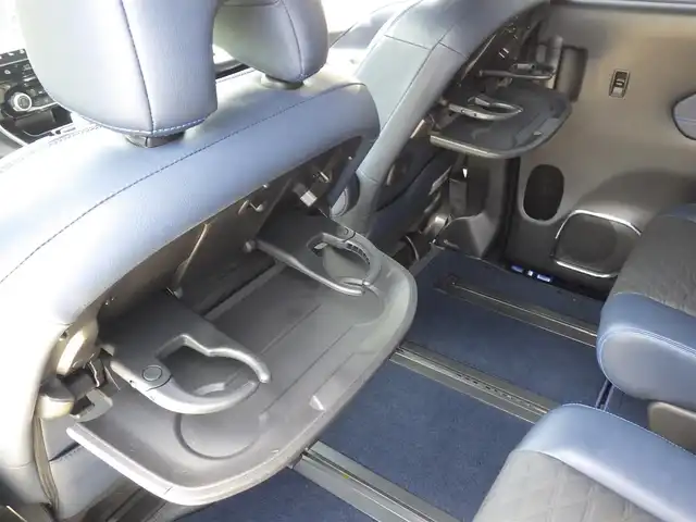 日産 セレナ e-パワー オーテック セーフティPKG 千葉県 2020(令2)年 2.7万km カスピアンブルー ワンオーナー/エマージェンシーブレーキ/プロパイロット/インテリジェントクルーズコントロール/両側パワースライドドア/10インチ純正SDナビ/地デジTV/【BD/DVD/CD再生機能　Bluetooth接続】/アラウンドビューモニター/ドライブレコーダー（DJ4-D）/革巻きステアリング/ステアリングスイッチ/ETC/LEDヘッドライト/フォグライト/ウインカーミラー/コーナーセンサー/AUTECH17インチアルミホイル/サイド/カーテンエアバッグ/インテリジェントキー