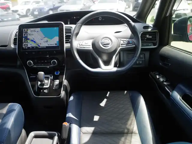 日産 セレナ e-パワー オーテック セーフティPKG 千葉県 2020(令2)年 2.7万km カスピアンブルー ワンオーナー/エマージェンシーブレーキ/プロパイロット/インテリジェントクルーズコントロール/両側パワースライドドア/10インチ純正SDナビ/地デジTV/【BD/DVD/CD再生機能　Bluetooth接続】/アラウンドビューモニター/ドライブレコーダー（DJ4-D）/革巻きステアリング/ステアリングスイッチ/ETC/LEDヘッドライト/フォグライト/ウインカーミラー/コーナーセンサー/AUTECH17インチアルミホイル/サイド/カーテンエアバッグ/インテリジェントキー