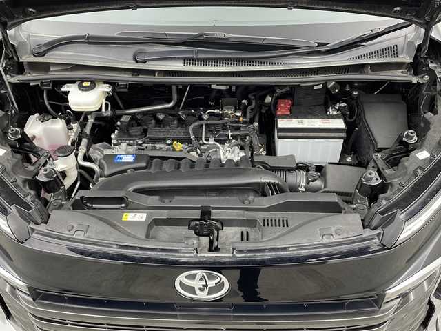 トヨタ ヴォクシー S－G 三重県 2022(令4)年 3.9万km アティチュードブラックマイカ 禁煙車/快適利便パッケージMid/・ハンズフリーデュアルパワースライドドア/・ナノイーX/・シートヒーター/・左右独立温度コントロールフロントオートエアコン＋リヤオートエアコン（リヤクーラー＋リヤヒーター）/・独立型センターコンソールボックス/トヨタセーフティセンス/・プリクラッシュセーフティ/・レーントレーシングアシスト/・先行車発進告知/・ロードサインアシスト/・レーダークルーズコントロール/・オートマチックハイビーム/クリアランスソナー/純正10.5型ナビ/・フルセグ/CD/DVD/HDMI/USB/Bluetooth/バックカメラ/革巻きステアリング/ステアリングスイッチ/LEDヘッドライト/純正16インチアルミホイール