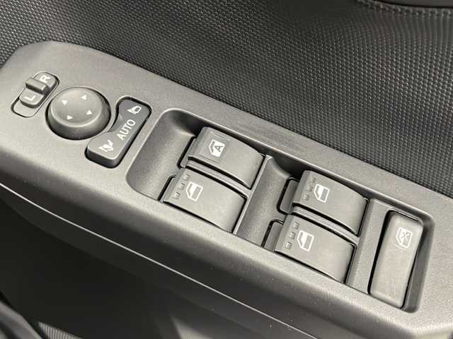 ダイハツ タフト G ターボ 千葉県 2021(令3)年 3.5万km ブラックマイカメタリック 禁煙車　/衝突回避支援ブレーキ　/ディスプレイオーディオ　/ＡＭ　ＦＭ　ＣＤ　ＤＶＤ　/レーダークルーズコントロール　/レーンキープアシスト/コーナーセンサー　/ガラスルーフ　/シートヒーター　/ＥＴＣ　/ＬＥＤヘッドライト　/バックカメラ/ステアリングリモコン/スマートキー/純正アルミホイール/電格ミラー/電子パーキング/オートホールド