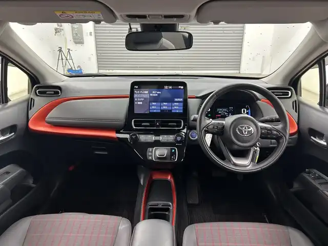 トヨタ アクア Z 三重県 2023(令5)年 1.1万km ブラックマイカ 純正ナビ/BT/USB/AM.FM/バックカメラ/レーダークルーズコントロール/ETC/クリアランスソナー/シートヒーター/ハーフレザーシート/AC100V/パワーシート/オートハイビーム/ステアリングヒーター/純正ドライブレコーダー