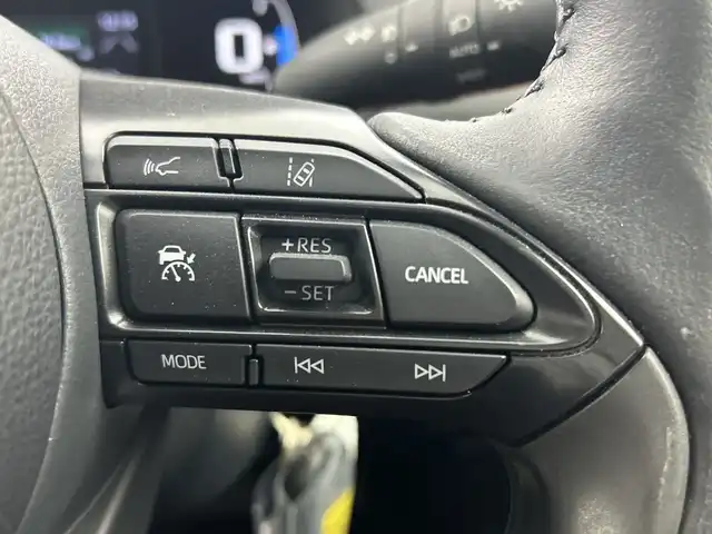トヨタ アクア Z 三重県 2023(令5)年 1.1万km ブラックマイカ 純正ナビ/BT/USB/AM.FM/バックカメラ/レーダークルーズコントロール/ETC/クリアランスソナー/シートヒーター/ハーフレザーシート/AC100V/パワーシート/オートハイビーム/ステアリングヒーター/純正ドライブレコーダー
