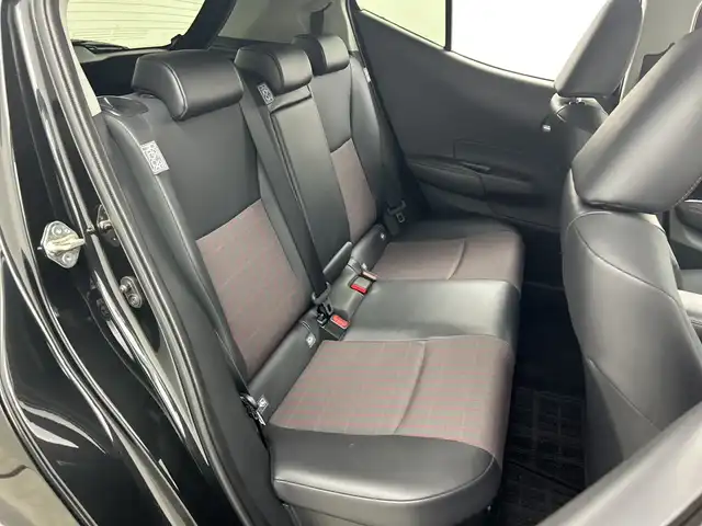 トヨタ アクア Z 三重県 2023(令5)年 1.1万km ブラックマイカ 純正ナビ/BT/USB/AM.FM/バックカメラ/レーダークルーズコントロール/ETC/クリアランスソナー/シートヒーター/ハーフレザーシート/AC100V/パワーシート/オートハイビーム/ステアリングヒーター/純正ドライブレコーダー