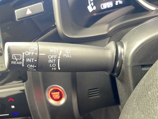 ホンダ フィット 13G L ホンダセンシング 岐阜県 2017(平29)年 9.6万km プレミアムホワイトパールⅡ 純正ナビ/（CD/DVD/Bluetooth/SD/USB/TV）/バックカメラ/衝突軽減ブレーキ/レーンキープアシスト/アダプティブクルーズコントロール/前方ドライブレコーダー/ETC　/スマートキー/プッシュスタート/ステアリングスイッチ/LEDヘッドライト