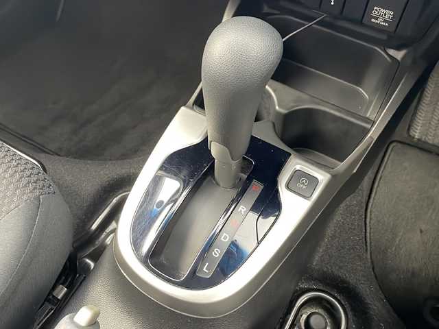 ホンダ フィット 13G L ホンダセンシング 岐阜県 2017(平29)年 9.6万km プレミアムホワイトパールⅡ 純正ナビ/（CD/DVD/Bluetooth/SD/USB/TV）/バックカメラ/衝突軽減ブレーキ/レーンキープアシスト/アダプティブクルーズコントロール/前方ドライブレコーダー/ETC　/スマートキー/プッシュスタート/ステアリングスイッチ/LEDヘッドライト