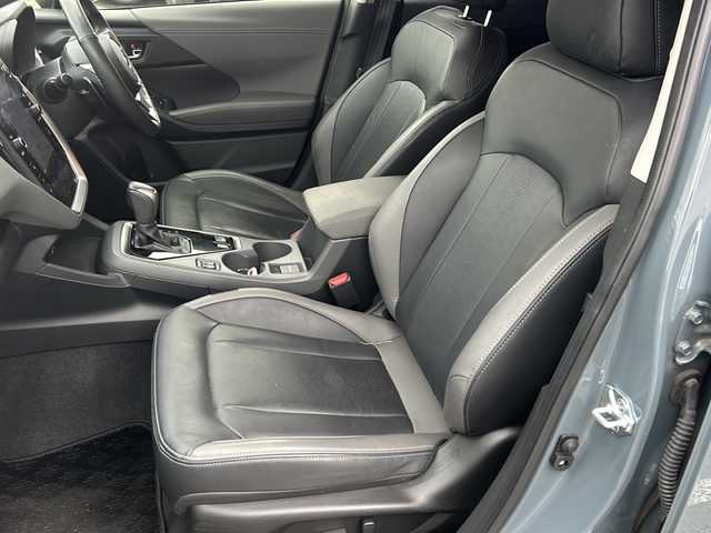 スバル クロストレック リミテッド 秋田県 2024(令6)年 1.5万km 青 純正メモリナビ/Bluetooth、フルセグTV/バックカメラ/前後ドライブレコーダー/レーダークルーズコントロール/レザーシート/前席パワーシート/ステアリングヒーター/純正18インチAW/4WD
