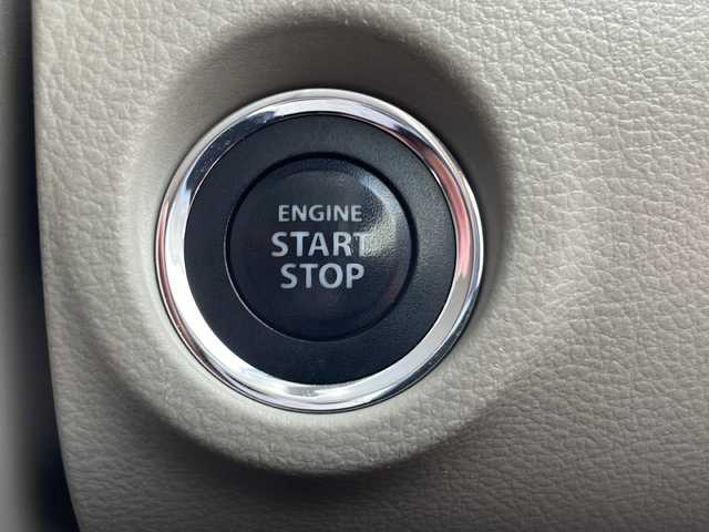 スズキ ラパン X 静岡県 2019(平31)年 6.5万km フォーンベージュメタリック/ホワイト2トーンルーフ プッシュスタート/アイドリングストップ/ETC/ナビ/ABS/横滑り防止装置/衝突被害軽減装置/ヘッドライト(LED)