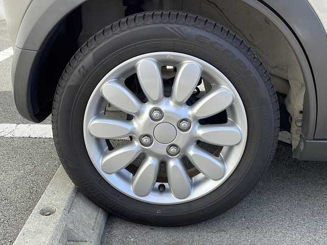 スズキ ラパン X 静岡県 2019(平31)年 6.5万km フォーンベージュメタリック/ホワイト2トーンルーフ プッシュスタート/アイドリングストップ/ETC/ナビ/ABS/横滑り防止装置/衝突被害軽減装置/ヘッドライト(LED)