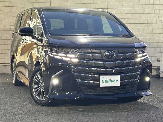 トヨタ アルファード Z 大分県 2024(令6)年 0.9万km ブラック 〇純正12.3インチディスプレイオーディオ（ナビ付）/　ラジオ・BT・USB・HDMI・フルセグ/〇パノラミックビューモニター/〇革シート/〇左右独立ムーンルーフ/〇ウッドステアリング/〇静電式ステアリングスイッチ/〇カラーヘッドアップディスプレイ/〇ユニバーサルステップ/〇オートハイビームアシスト/〇LEDヘッドライト/〇純正フォグランプ/〇2列目エクゼクティブパワーシート/〇デジタルインナーミラー/〇パワーバックドア/〇スマートキー/〇エンジンプッシュスタート/〇保証書/〇スペアキー