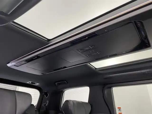 トヨタ アルファード Z 福井県 2024(令6)年 0.9万km ブラック 純正12.3インチディスプレイオーディオ（ナビ付）/-ラジオ・BT・USB・HDMI・フルセグ/パノラミックビューモニター/革シート/左右独立ムーンルーフ/ウッドステアリング/静電式ステアリングスイッチ/カラーヘッドアップディスプレイ/ユニバーサルステップ/オートハイビームアシスト/LEDヘッドライト/純正フォグランプ/2列目エクゼクティブパワーシート/デジタルインナーミラー/パワーバックドア/スマートキー/エンジンプッシュスタート/保証書/スペアキー