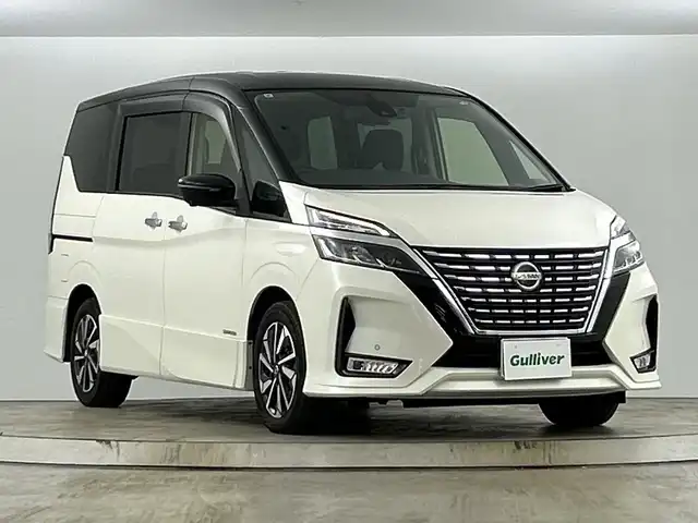 日産 セレナ ハイウェイスター V 愛知県 2021(令3)年 4.3万km ブリリアントホワイトパール 2トーン 禁煙車/ブラックルーフツートン/純正１０インチＳＤナビ/（ＤＶＤ/ＣＤ/フルセグTV/Bluetooth/ＦＭ/ＡＭ）/全方位カメラ/純正１１インチフリップダウンモニター/セーフティパックＡ/エマージェンシーブレーキ/プロパイロット/ブラインドスポットモニター/ドライブレコーダー/ＥＴＣ/両側パワースライドドア/ハンズフリーオートスライド/ＬＥＤヘッドライト/スマートキー/純正１６インチアルミホイール/純正フロアマット