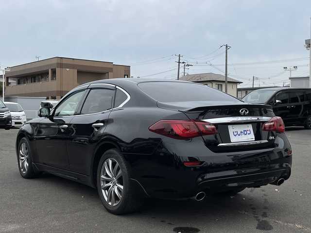 日産 フーガ 250GT Aパッケージ 宮城県 2016(平28)年 9.3万km スーパーブラック (株)IDOMが運営する【じしゃロン仙台店】の自社ローン専用車両になりますこちらは現金またはオートローンご利用時の価格です。自社ローンご希望の方は別途その旨お申付け下さい/純正ナビ/CD/DVD/BT/TV/全方位カメラ/ハーフレザー/スマートキー/プッシュスタート/ETC